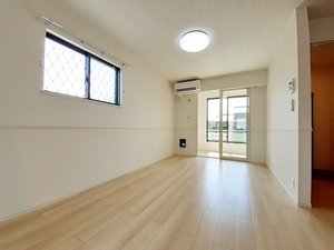 のマンスリーマンション・ウィークリーマンション「シャンポール須賀 105・洋室(No.1482521)」メイン画像