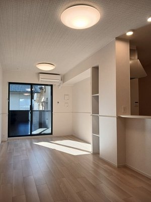 のマンスリーマンション・ウィークリーマンション「サンリット・カーサⅢ 102・洋室(No.1482676)」メイン画像