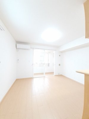 のマンスリーマンション・ウィークリーマンション「コスモクロアＢ 201・洋室(No.1482832)」メイン画像