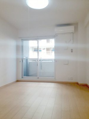 のマンスリーマンション・ウィークリーマンション「カラフル　ウェーブ 102・洋室(No.1482864)」メイン画像