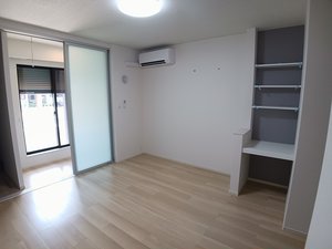 のマンスリーマンション・ウィークリーマンション「ヒカルサ佐久猿久保Ⅰ 103・洋室(No.1482975)」メイン画像