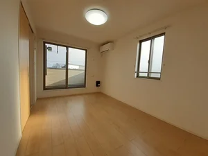 のマンスリーマンション・ウィークリーマンション「プレミアムヒルズ 203・洋室(No.1483490)」メイン画像