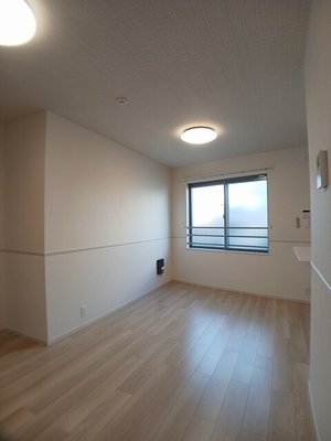 東京都のマンスリーマンション・ウィークリーマンション「グリーンエミモ 103・洋室(No.1483577)」メイン画像