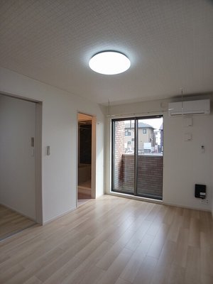 のマンスリーマンション・ウィークリーマンション「リジエールⅡ 102・洋室(No.1483807)」メイン画像