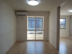 のマンスリーマンション・ウィークリーマンション「ヴァンヴェール丸岡　ＲＳ 101・洋室(No.1483885)」メイン画像