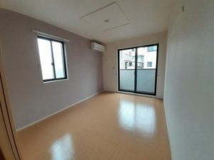 のマンスリーマンション・ウィークリーマンション「ディアス・カーサＢ 102・洋室(No.1484059)」メイン画像