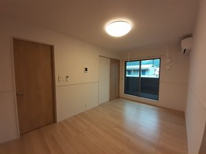 のマンスリーマンション・ウィークリーマンション「メゾンド　サン　ミシェル 202・洋室(No.1484063)」メイン画像