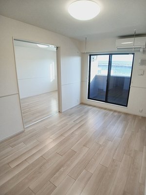 のマンスリーマンション・ウィークリーマンション「ハウオリ　Ⅱ 202・洋室(No.1484434)」メイン画像