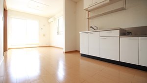 のマンスリーマンション・ウィークリーマンション「Ｖｅｒｄｅ　Ｖｉｌｌａ　Ⅱ 201・洋室(No.1484446)」メイン画像