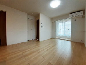 のマンスリーマンション・ウィークリーマンション「ハンドレッド　リヴァー　水野Ａ 101・洋室(No.1484481)」メイン画像