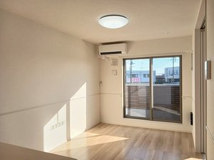 のマンスリーマンション・ウィークリーマンション「エレガント　ガーデン　Ⅰ 203・洋室(No.1484487)」メイン画像