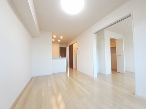 のマンスリーマンション・ウィークリーマンション「ピアヌーラ　Ｂ 204・洋室(No.1484488)」メイン画像