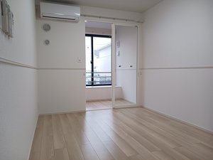 のマンスリーマンション・ウィークリーマンション「ジャルダンヴェール 103・洋室(No.1484492)」メイン画像