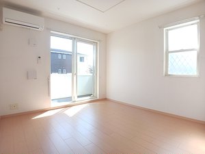 のマンスリーマンション・ウィークリーマンション「ＧＲＡＣＥ　ＧＡＲＤＥＮ　Ｂ 101・洋室(No.1484507)」メイン画像