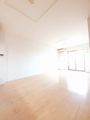 群馬県のマンスリーマンション・ウィークリーマンション「Ｓｕｎｎｙ　Ｆｌａｔ　Ａ 103・洋室(No.1484511)」メイン画像