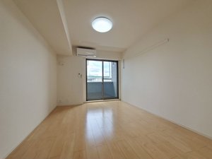のマンスリーマンション・ウィークリーマンション「グラン８ 102・洋室(No.1484717)」メイン画像