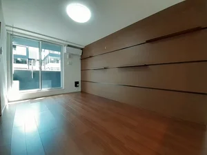 のマンスリーマンション・ウィークリーマンション「ウエストレジデンス 203・洋室(No.1484720)」メイン画像