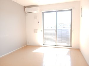 のマンスリーマンション・ウィークリーマンション「サンリットⅡ 102・洋室(No.1484964)」メイン画像