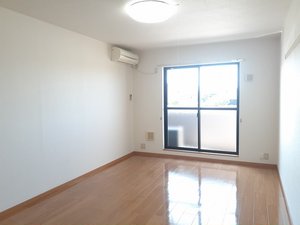 砺波駅（富山県）のマンスリーマンション・ウィークリーマンション「メゾン・ディナスティ 206・洋室(No.1485197)」メイン画像