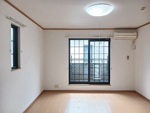 のマンスリーマンション・ウィークリーマンション「アーバンヴィラ　Ａ 201・洋室(No.1485224)」メイン画像