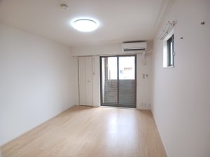 烏森駅（愛知県）のマンスリーマンション・ウィークリーマンション「ココ・松葉 102・洋室(No.1485235)」メイン画像