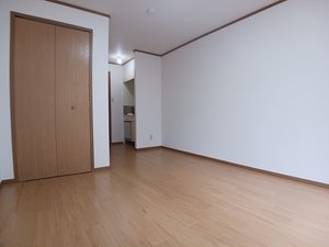 のマンスリーマンション・ウィークリーマンション「タウニー北条　２ 102・洋室(No.1485280)」メイン画像