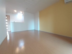 のマンスリーマンション・ウィークリーマンション「エステート　社Ⅰ 102・洋室(No.1485289)」メイン画像