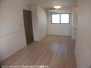 のマンスリーマンション・ウィークリーマンション「プレッソ高砂 204・洋室(No.1485305)」メイン画像