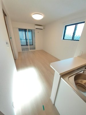 下松市のマンスリーマンション・ウィークリーマンション「カーサ・アモーレ　Ⅰ 104・洋室(No.1485412)」メイン画像