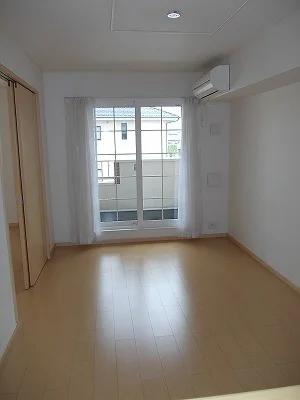 のマンスリーマンション・ウィークリーマンション「メゾン・ジェルメⅠ 203・洋室(No.1485568)」メイン画像