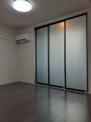 のマンスリーマンション・ウィークリーマンション「インハーリット 110・洋室(No.1485942)」メイン画像
