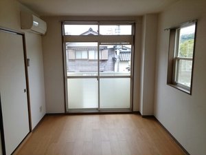 のマンスリーマンション・ウィークリーマンション「アールファオスⅠ 203・洋室(No.1485978)」メイン画像