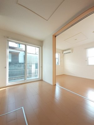 のマンスリーマンション・ウィークリーマンション「ベルフラン　Ⅰ 102・洋室(No.1486084)」メイン画像