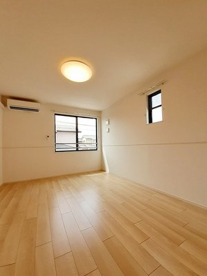 愛媛県のマンスリーマンション・ウィークリーマンション「サンリット．ＦＪ　Ⅰ 201・洋室(No.1486088)」メイン画像