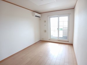 中多久駅（佐賀県）のマンスリーマンション・ウィークリーマンション「ブルーベリー・ガーデンＣ 202・洋室(No.1486106)」メイン画像