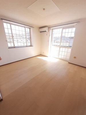 仲多度郡まんのう町のマンスリーマンション・ウィークリーマンション「サン・ハロー　Ａ 201・洋室(No.1486185)」メイン画像