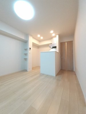のマンスリーマンション・ウィークリーマンション「シャウラ　Ａ 202・洋室(No.1486196)」メイン画像