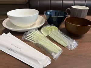 食器・使い捨てカトラリー類※デザイン等変更になる場合がございます。