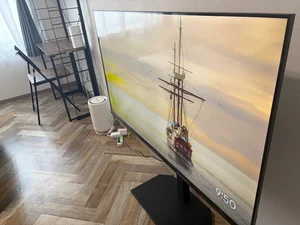 テレビはスマートテレビなのでYouTubeなども視聴可能◎