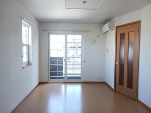 氷見市のマンスリーマンション・ウィークリーマンション「リヴィエ－ル 102・洋室(No.1486720)」メイン画像