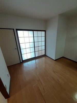 高崎問屋町駅（群馬県）のマンスリーマンション・ウィークリーマンション「ファミールメゾン　ＰⅣ 201・洋室(No.1487343)」メイン画像