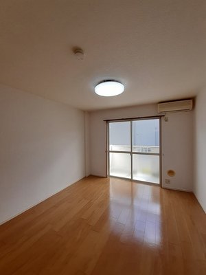 静岡県のマンスリーマンション・ウィークリーマンション「リュエルⅠ 106・洋室(No.1487370)」メイン画像