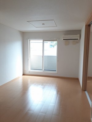 のマンスリーマンション・ウィークリーマンション「ガーデンハウス　フリーデ 202・洋室(No.1487552)」メイン画像