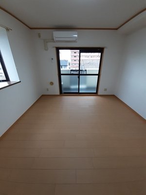 愛媛県のマンスリーマンション・ウィークリーマンション「スカイルシパー 301・洋室(No.1487646)」メイン画像
