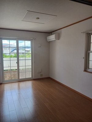 のマンスリーマンション・ウィークリーマンション「ポルトラーノⅡ 101・洋室(No.1488197)」メイン画像