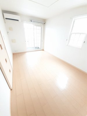 のマンスリーマンション・ウィークリーマンション「光ａｐａｒｔｍｅｎｔ２ 101・洋室(No.1488383)」メイン画像