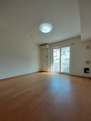 のマンスリーマンション・ウィークリーマンション「コウハイムⅠ 102・洋室(No.1488840)」メイン画像