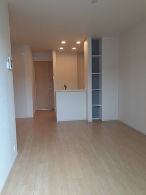 海南市のマンスリーマンション・ウィークリーマンション「シャ・ノワール 102・洋室(No.1488996)」メイン画像