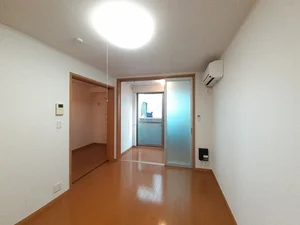 のマンスリーマンション・ウィークリーマンション「セカンドゲ－ト 102・洋室(No.1489096)」メイン画像