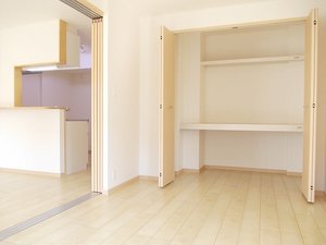 のマンスリーマンション・ウィークリーマンション「リヴェール栄谷 201・洋室(No.1489834)」メイン画像